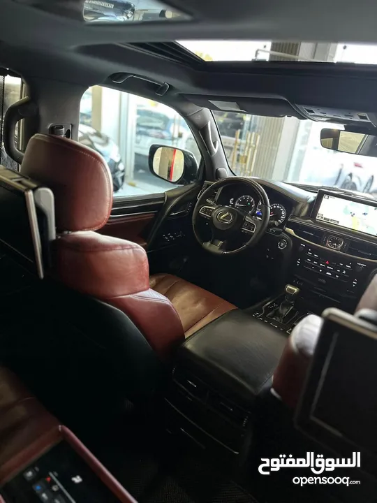 Lexus LX570 2019