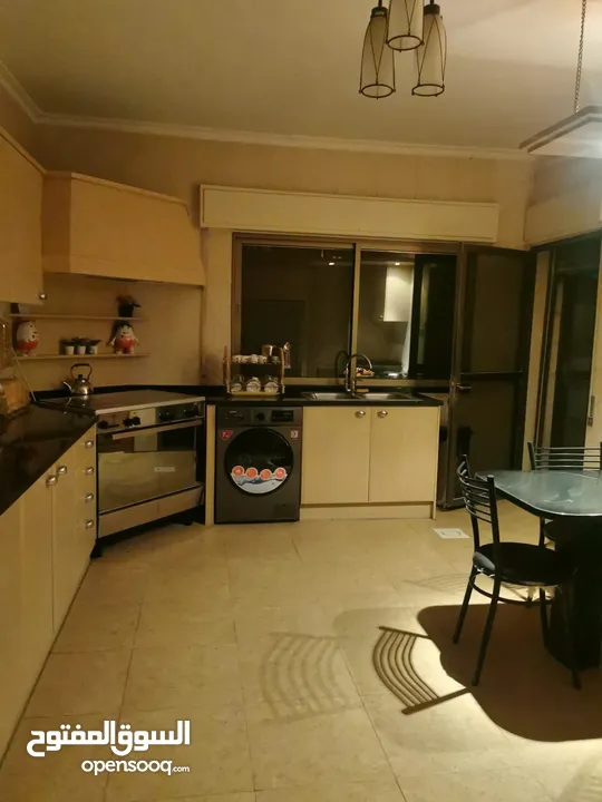 شقة مفروشة للإيجار  ( Property 42758 )-174917010
