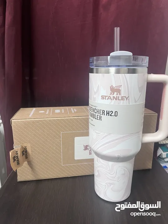 اصلي Stanley tumbler مطره ستانلي ، مع مصاصه (شلمونة)  Stanley Rose Quartz Swirl 40oz