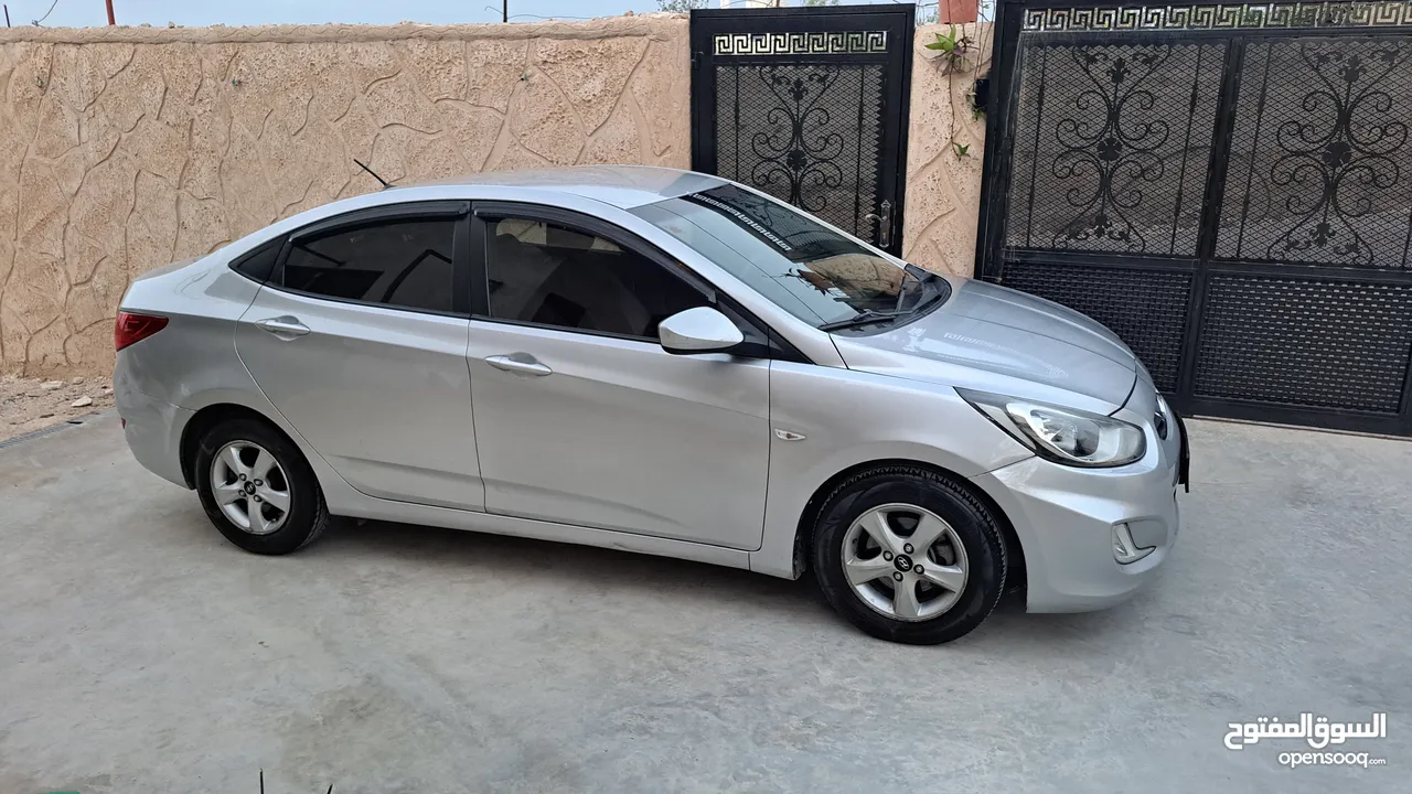 السياره الاكثر طلب اكسنت ديزل 1600 تيربو 4 غيار 2014 يد اوولا غرفه مميزه