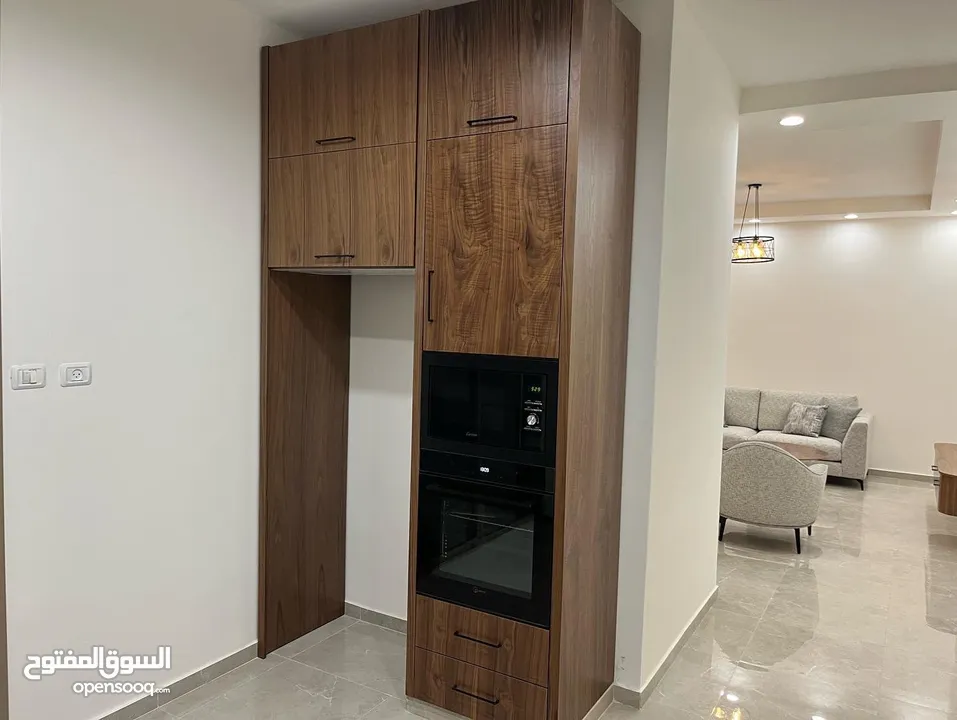 شقة مميزة مش مسكونة 131 متر كاشفة كل نابلس