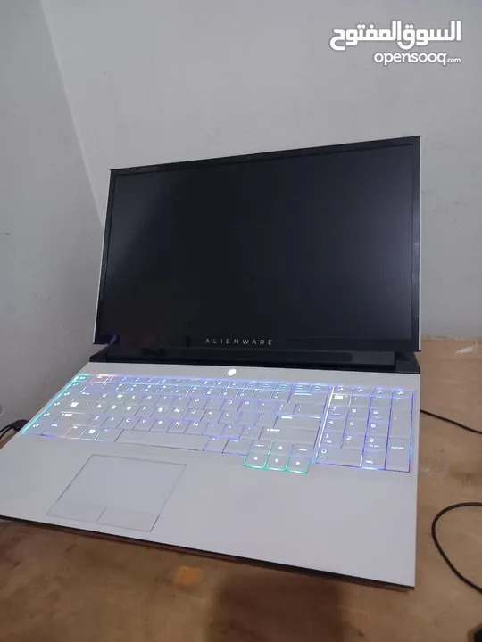 Alienware Dell Area 51M / Intel Core i9 / RTX2070 - 8G-17.3inch