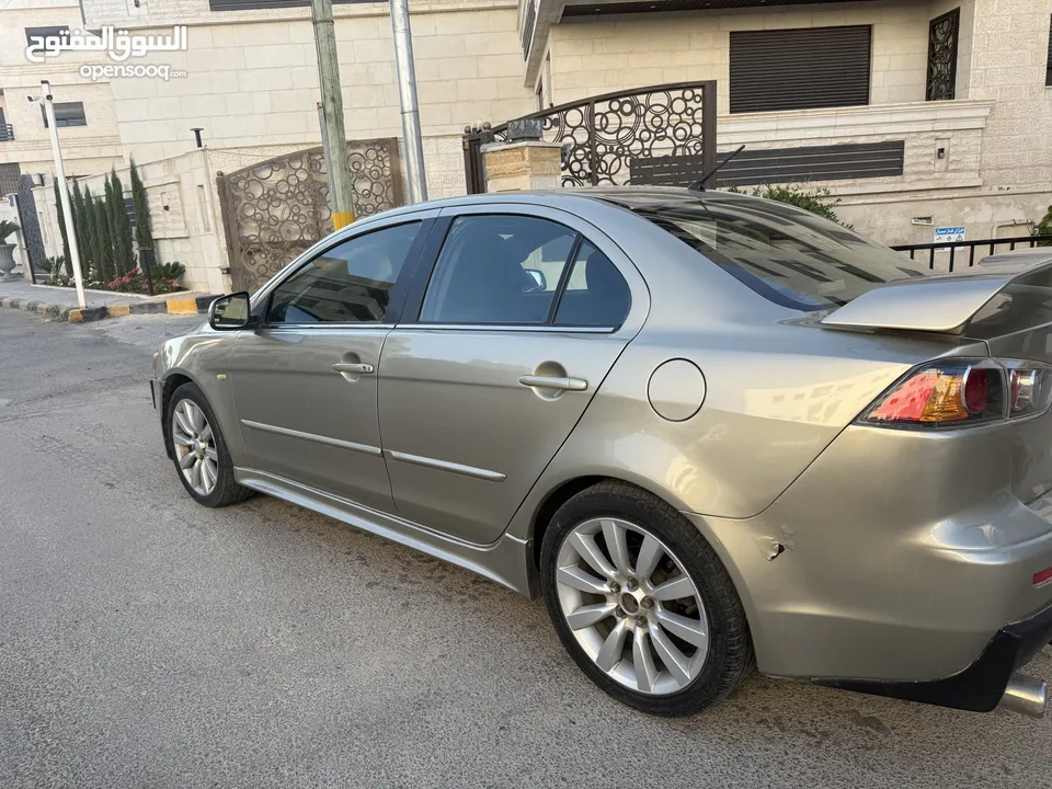 ميتسوبيشي EX 2000 cc موديل 2009
