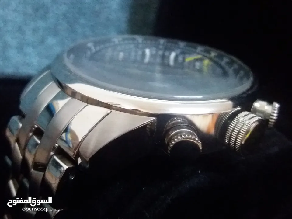 ساعة ماركة المانية