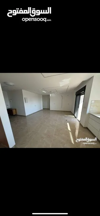 بيت جالا سدر شقق للبيع جاهز فوق مدرسه طليطه كل طابق شقتين اطلاله مميزه. سعر من 650 الي 800 شيكل