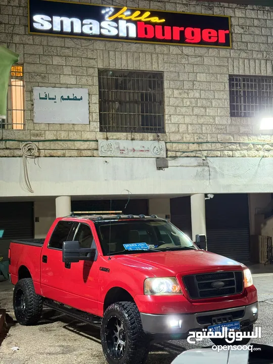 فورد 2008. اصل حكومي. فحص ممتاز .بحاله ممتازه .بنزين ماتور 4600.رام لله او الخليل