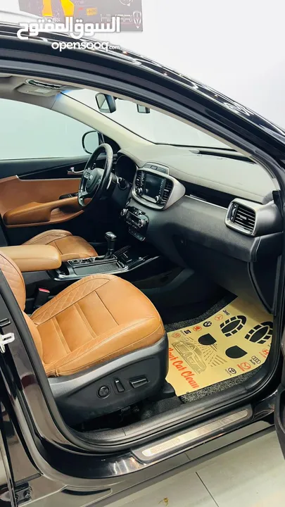 كيا سرنتو رخصة 2019