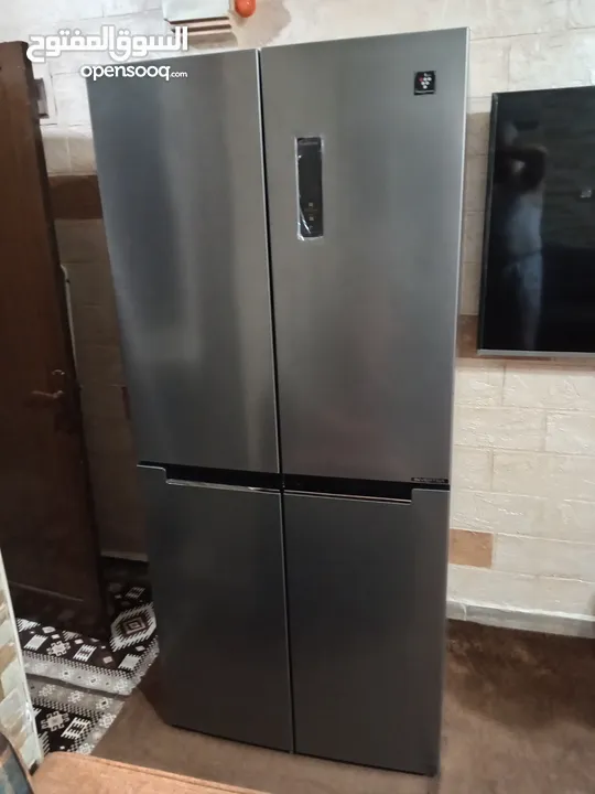 ثلاجه شارب بحالة الوكالة