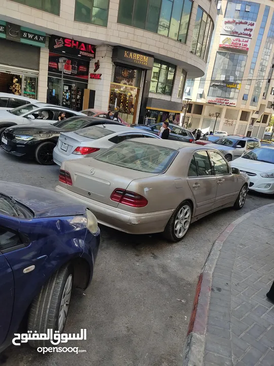 مرسيدس E270 للبيع