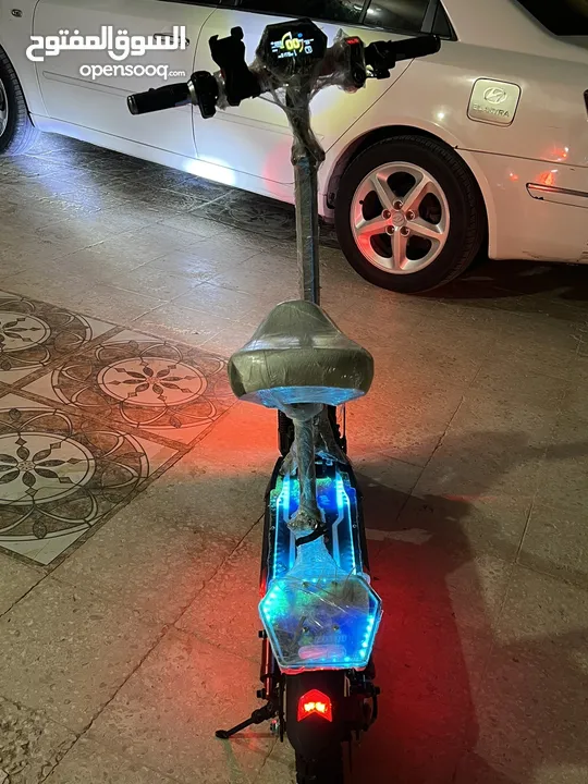 سكوتر كهربائي
