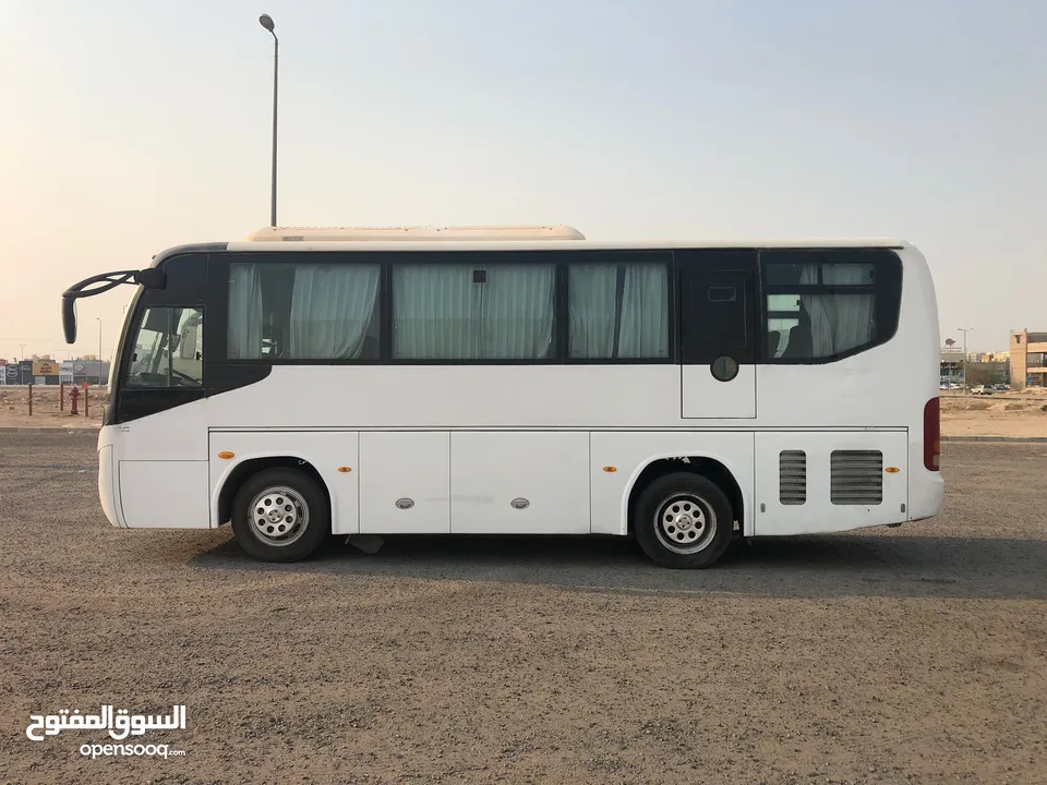 باص 34 bus for   موديلات 2016 نظيفة