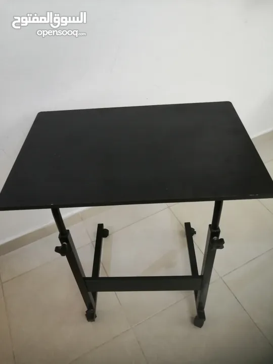 طاولة للدراسه