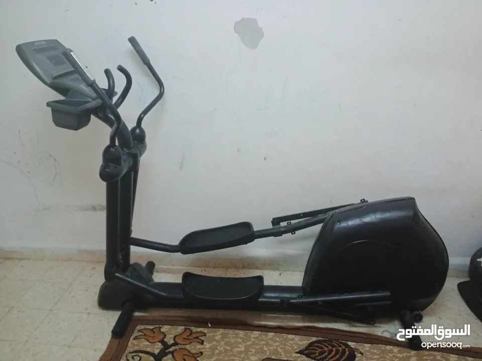 جهاز كروس الغزال لايف فتنس امريكي اصلي للبيع او للبدل مناسب لجميع الاعمار