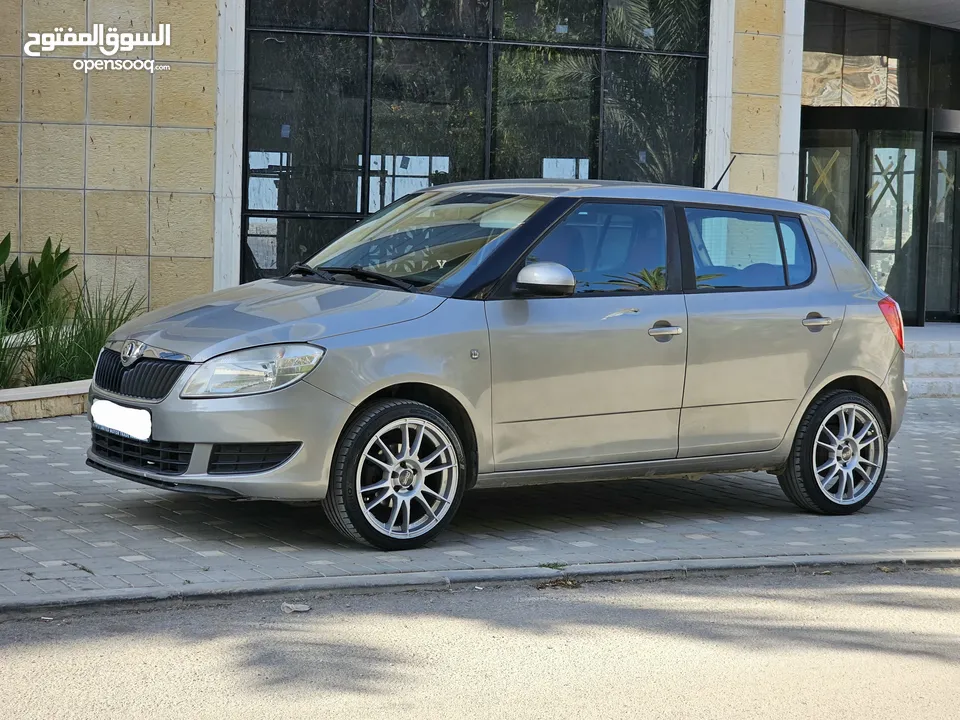 SKODA FABIA 1.4 سكودا فابيا للبيع