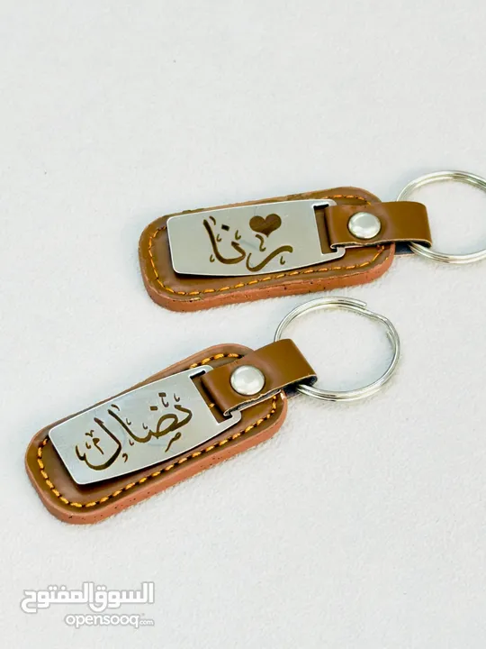 ساعات واكسسوارات مع الحفر عالطلب