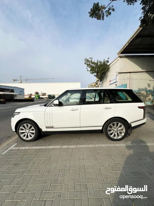 Range Rover vogue Hse v8 2015 Gcc specs