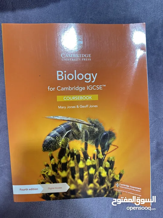 IGCSE BOOKS OLEVEL biologychemistryphysicsmath and ICT NEW & USED AVAILABLE  New 15jds used 10 each