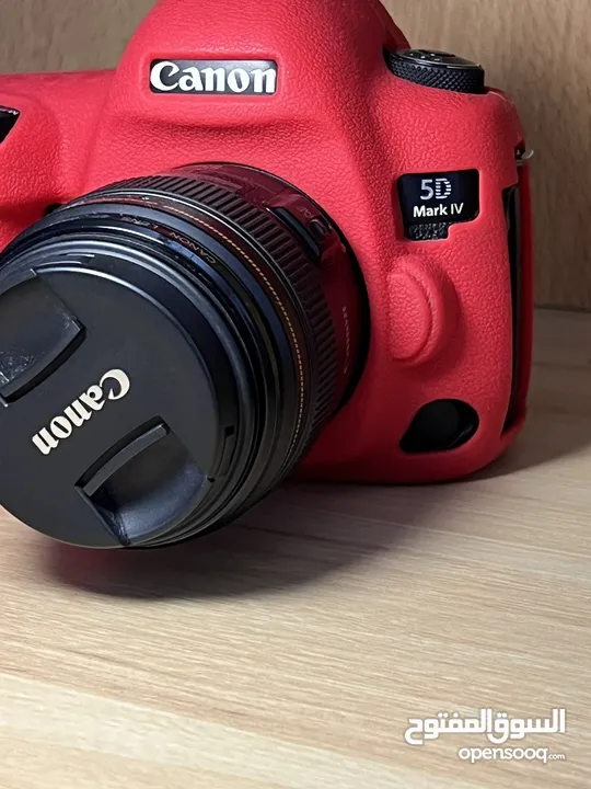 5d mark4   بحاله جيده جدا مع بطاريتين وشاحن اصلي  الكاميرا بودي او مع عدسة  85mmf1.8