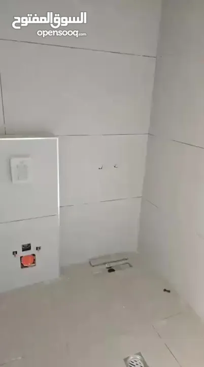 شقق سكنية بتشطيب مميز في عمارة المطل