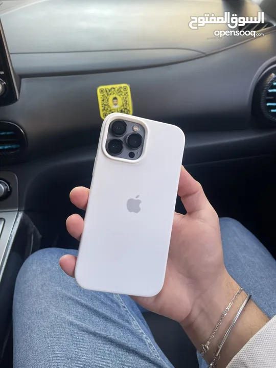جهاز نضيف وكاله ما في عيوب للبيع بغايه التحديث فقط iPhone 13 pro max 128 gb. Battery 73