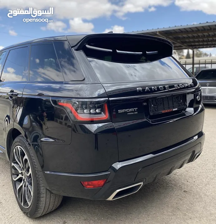 30 الف كيلو   وارد المانيا بحال الوكالة  Range Rover Sport 2022