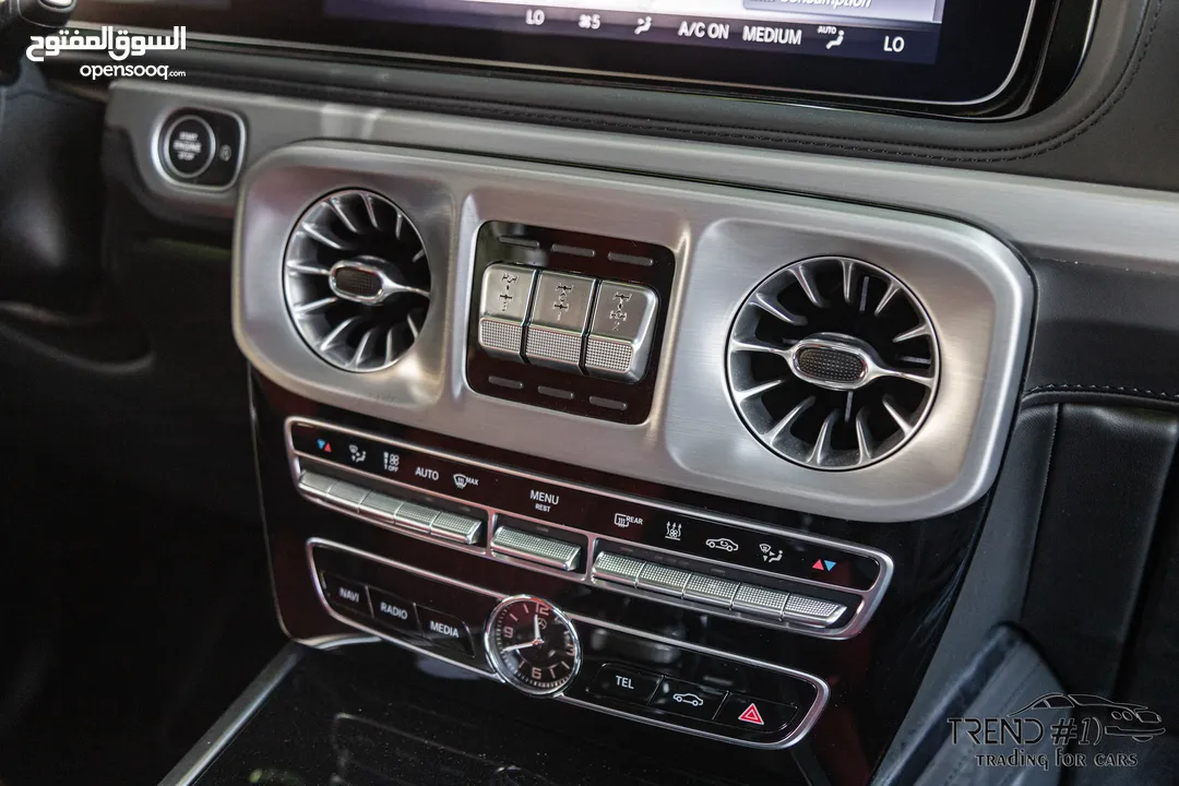Mercedes G500 2024 Amg kit Night Package   السيارة وارد و كفالة الشركة و قطعت مسافة 2,000 كيلو