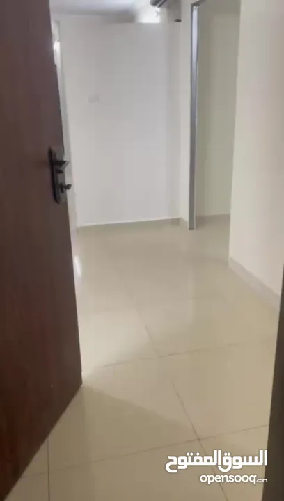 شقة مفروشة للآجار رفيديا الشارع الرئيسي بجانب مطعم كان ياماكان