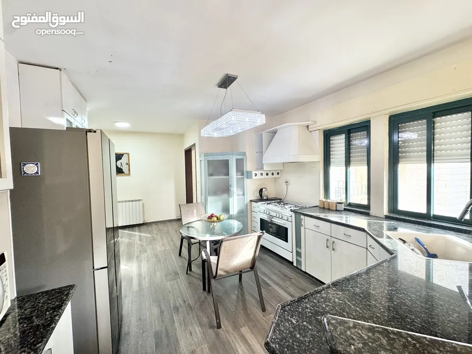 شقة للبيع في الطيرة