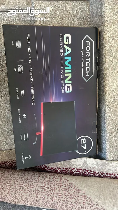 شاشة فورتك منحنية 165 هيرتز 27 بوصة