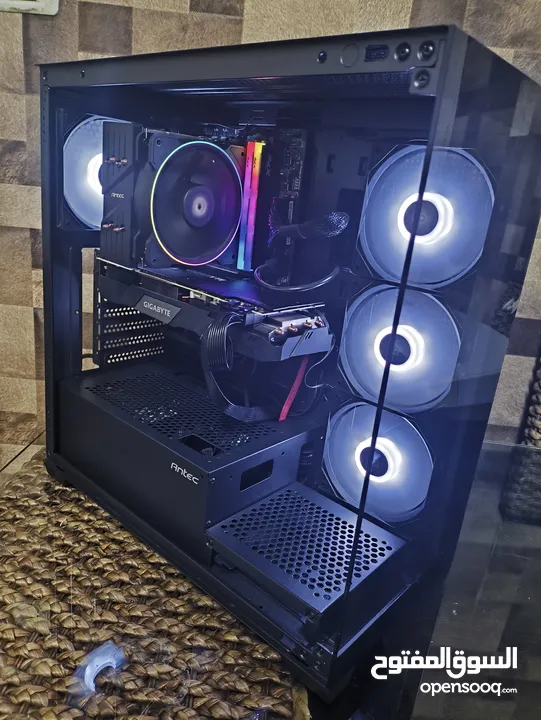كمبيوتر بمواصفات عالية i7 12700F, RTX 2080 super