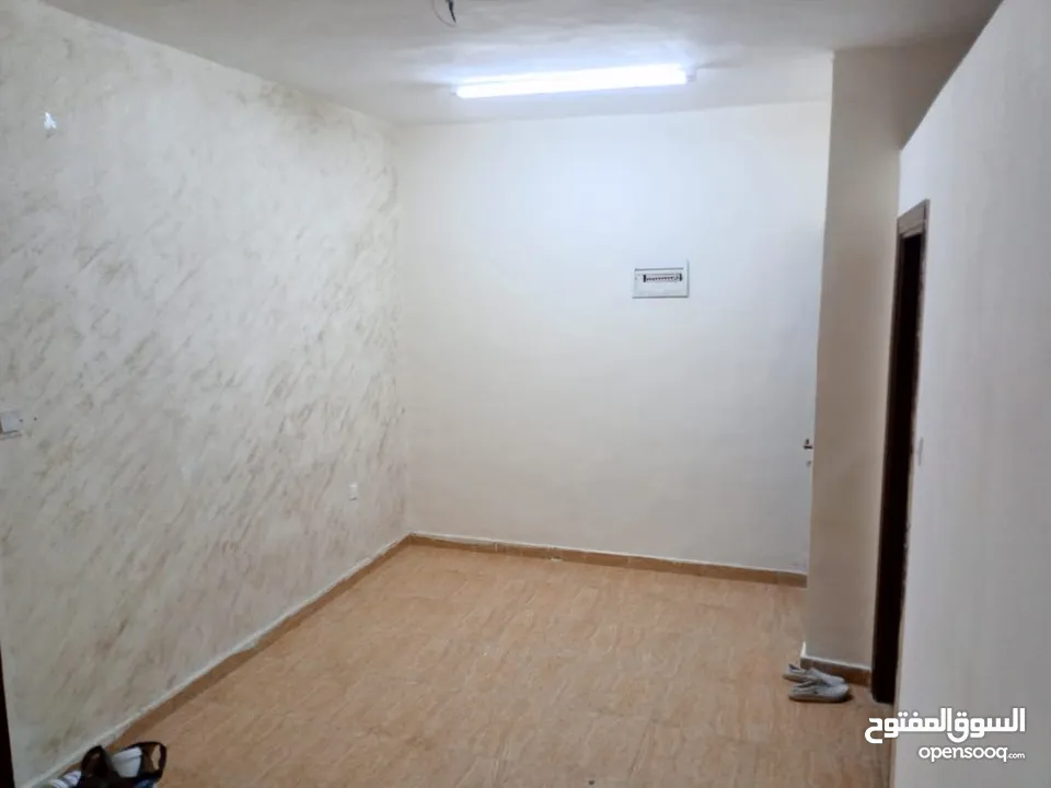 شقة فارغة للإيجار