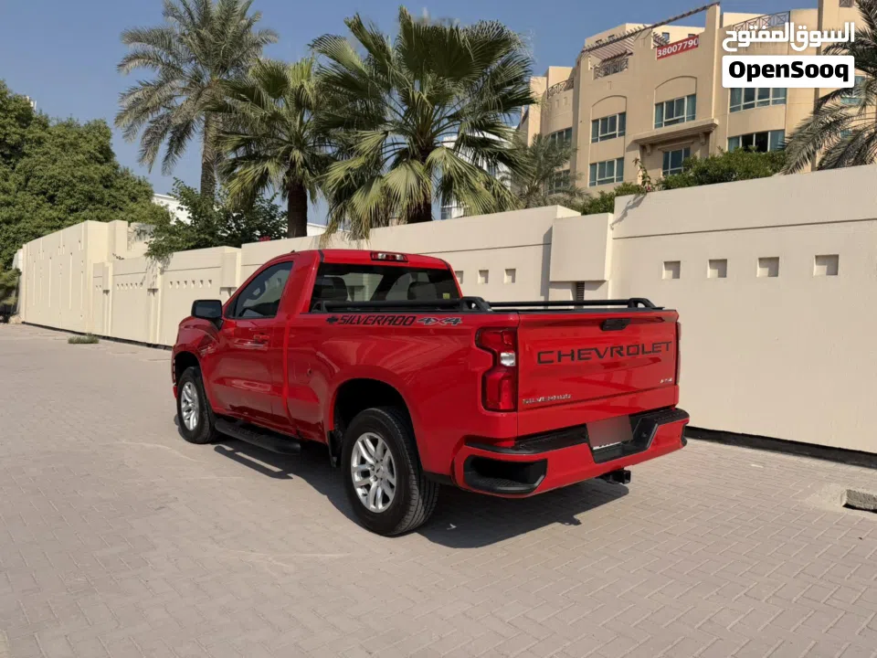 للبيع سلفرادو RST V8