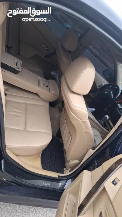 bmw e60 520i لبيع