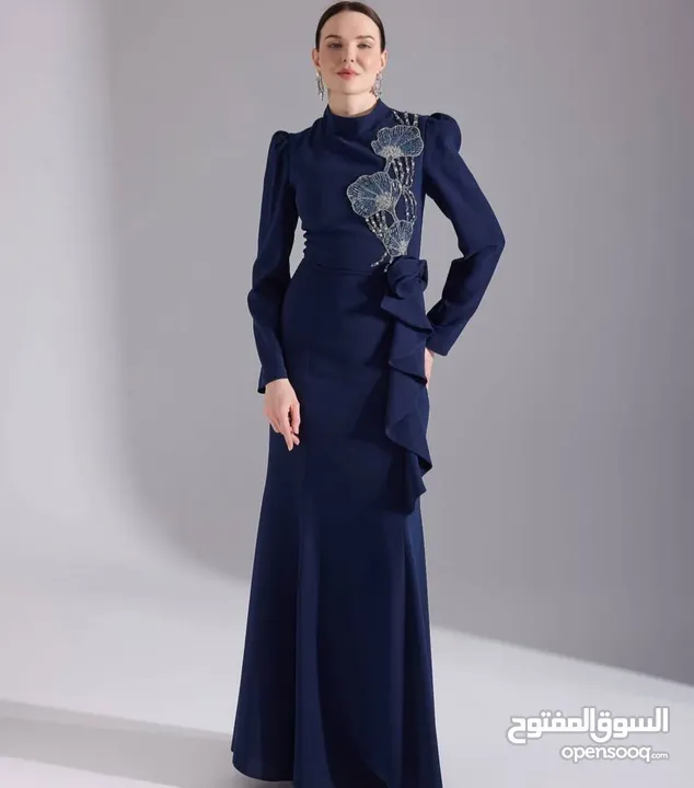 فستان مميز وراقي