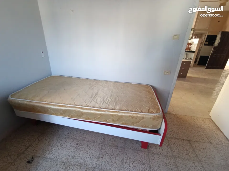 بيع اثاث منزلي مستعمل