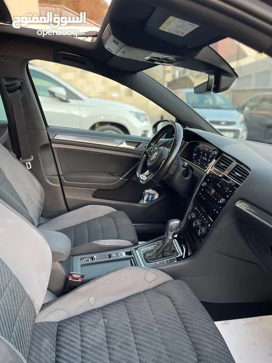 Golf R Line 2018