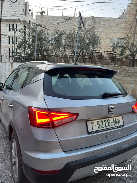 سيارة سيت اورونا 2022