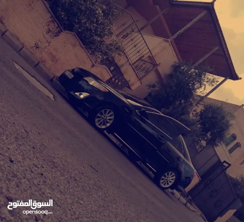تويوتا كامري 2012 للبيع