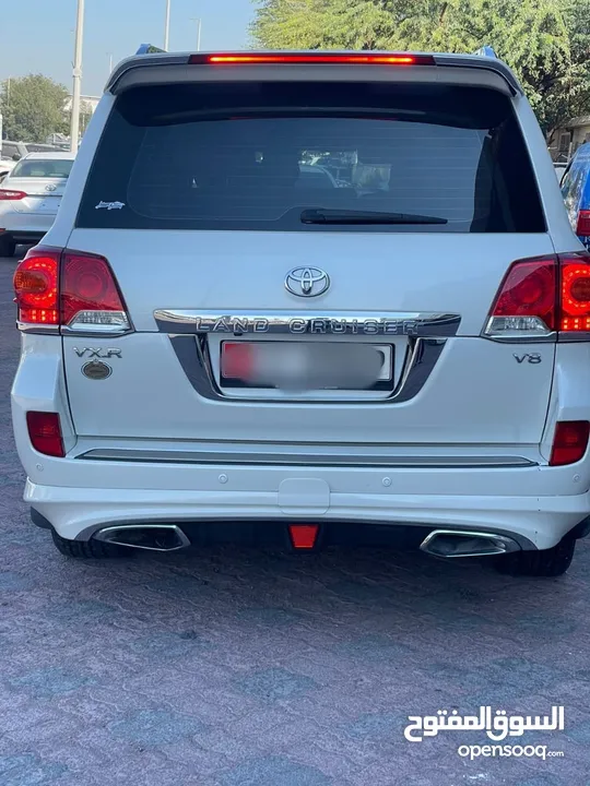 TOYOTA LAND CRUISER VXR 2015 V8 GCC