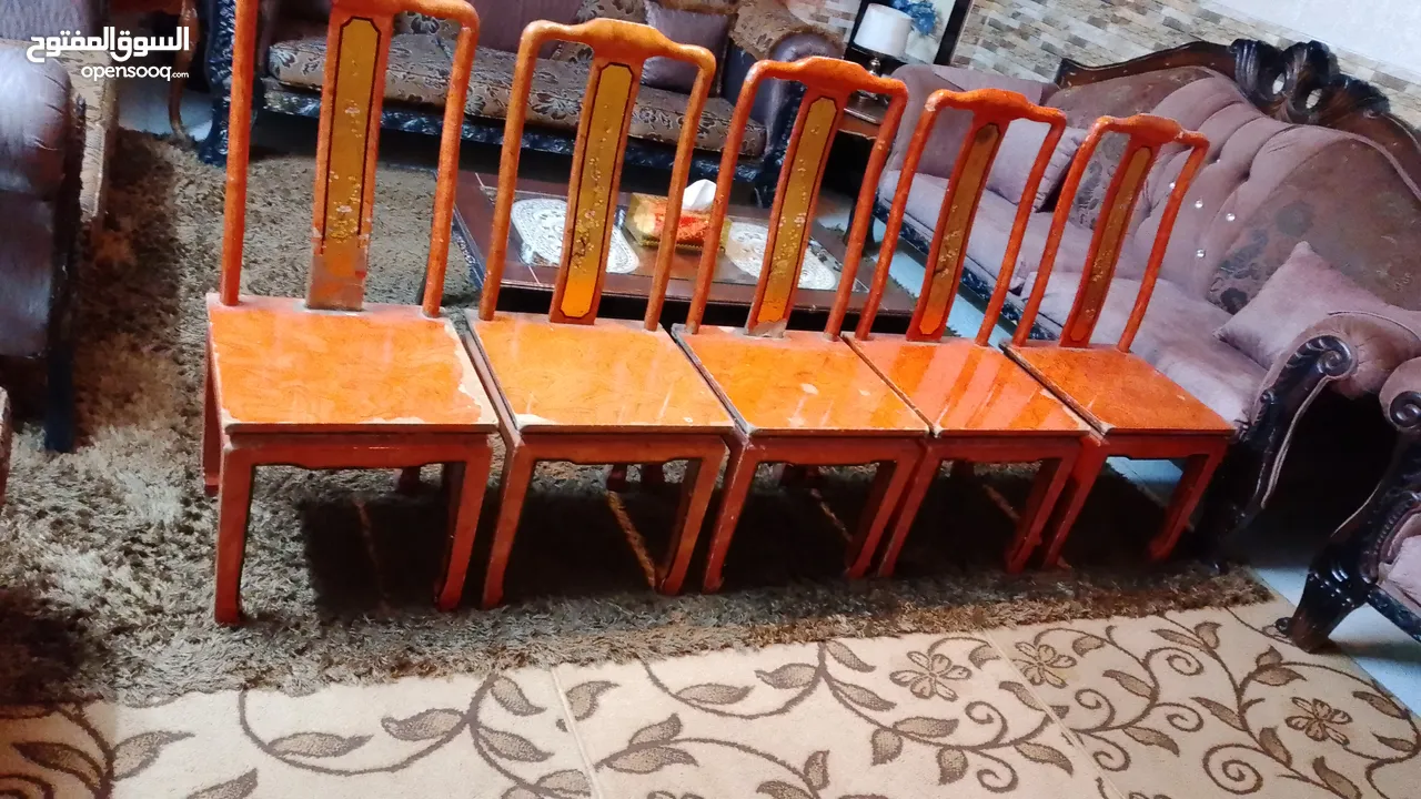 خمس كراسي طاوله سفره فقط وبدون طاوله