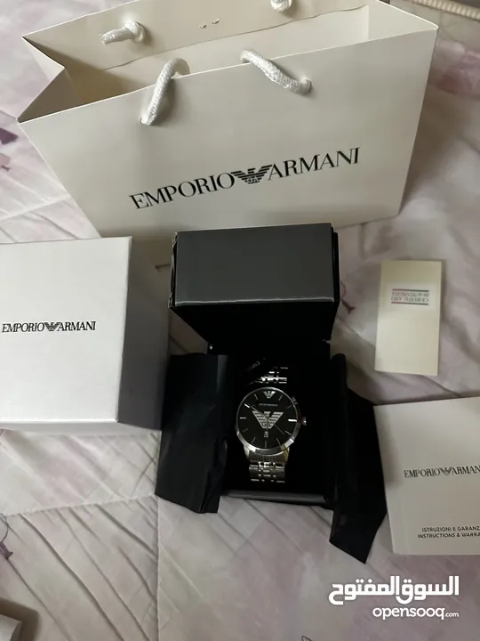 ساعة Emporio Armani اصلية جديدة مع كل اغراضها