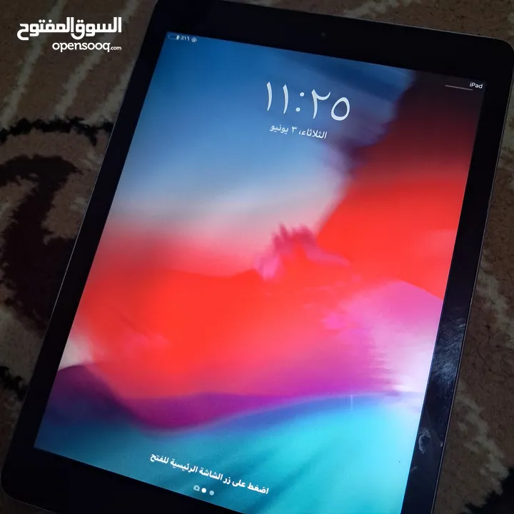 ايباد / ipad air 2 مع شاحن كامل، 32 جيجابايت