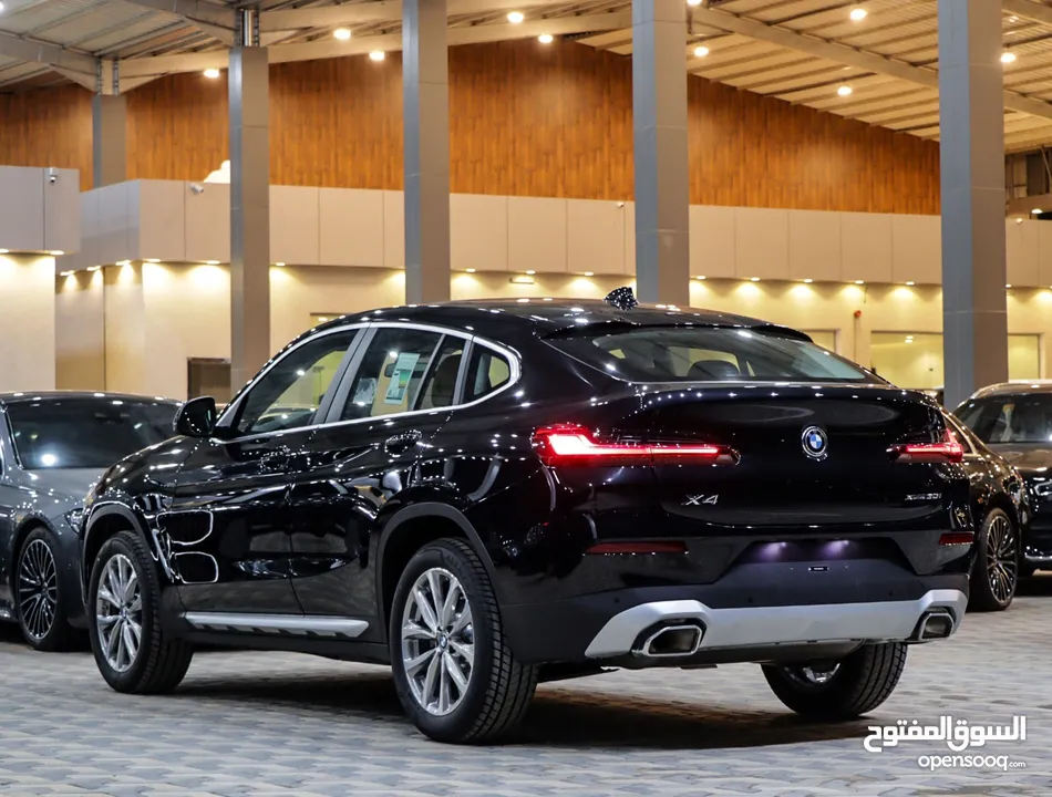 BMW X4 XDRIVE 30i 2024 الناغي اسود جملي