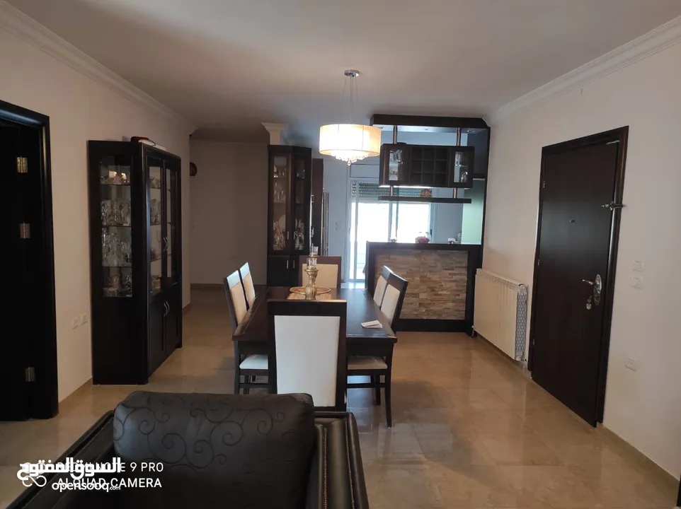 شقة مفروشة للإيجار في عين منجد