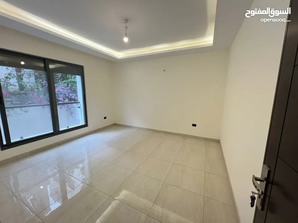 شقة فاخرة للبيع في عمان- ام السماق