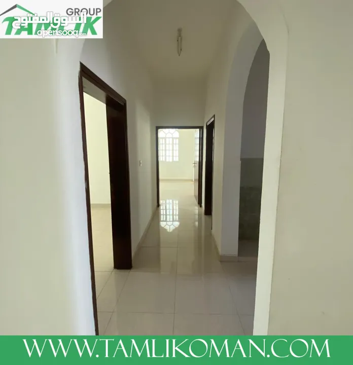 Spacious Villa for Sale in Al Hail North REF 374SA