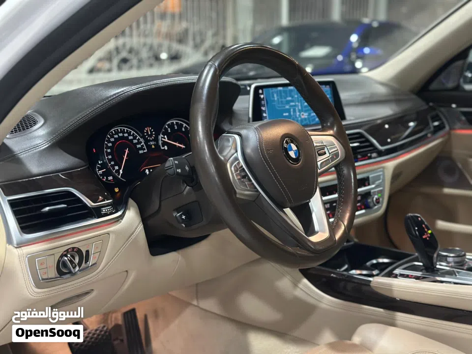 Bmw 750Li V8 TwinTurbo