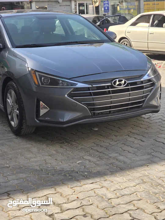 hyundai elantra 2019