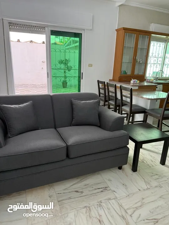 شقه مفروشه للايجار في الصويفيه ( Property 42620 )-174847686