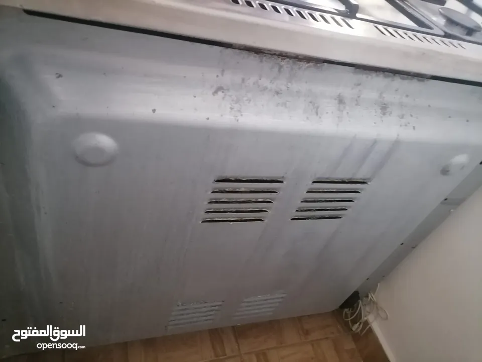 غاز نوعيه الايطالي الاصلي خمس عيون ستانلس ستيل في حاله جيده